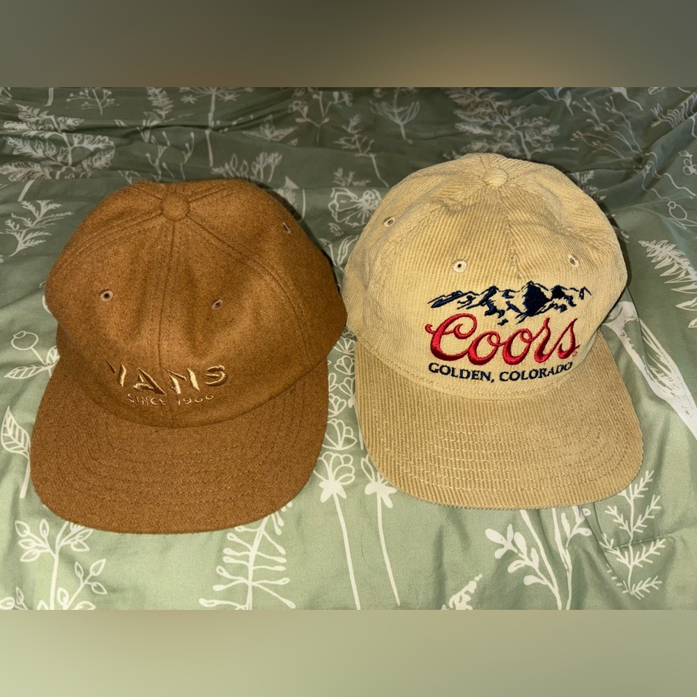 Men’s hats Vans & Coor both corduroy material. Never been worn.